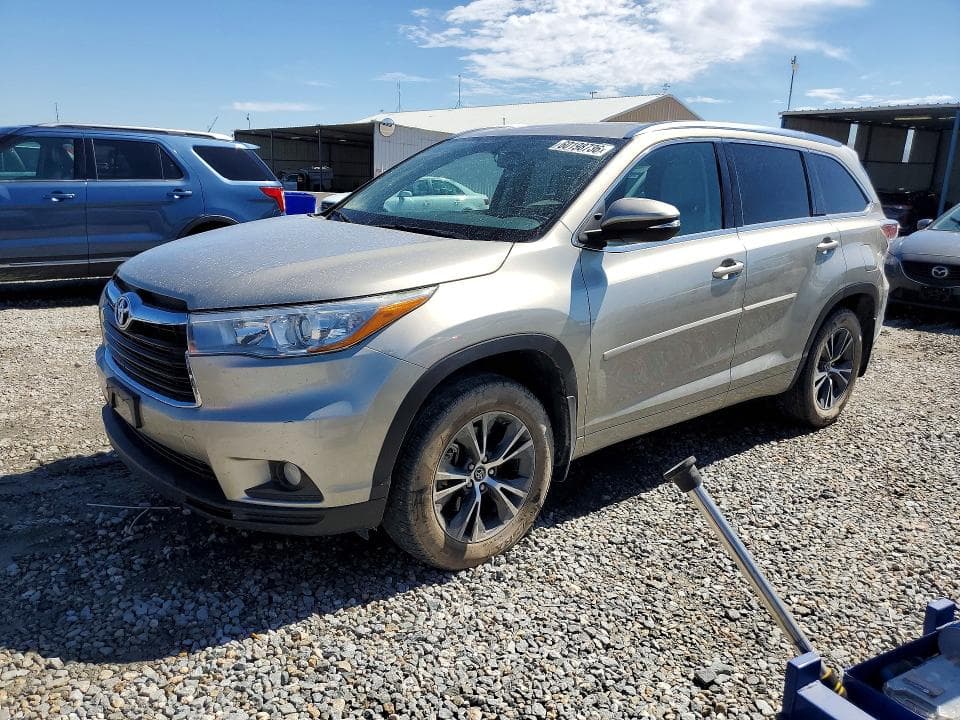 2016 TOYOTA HIGHLANDER XLE