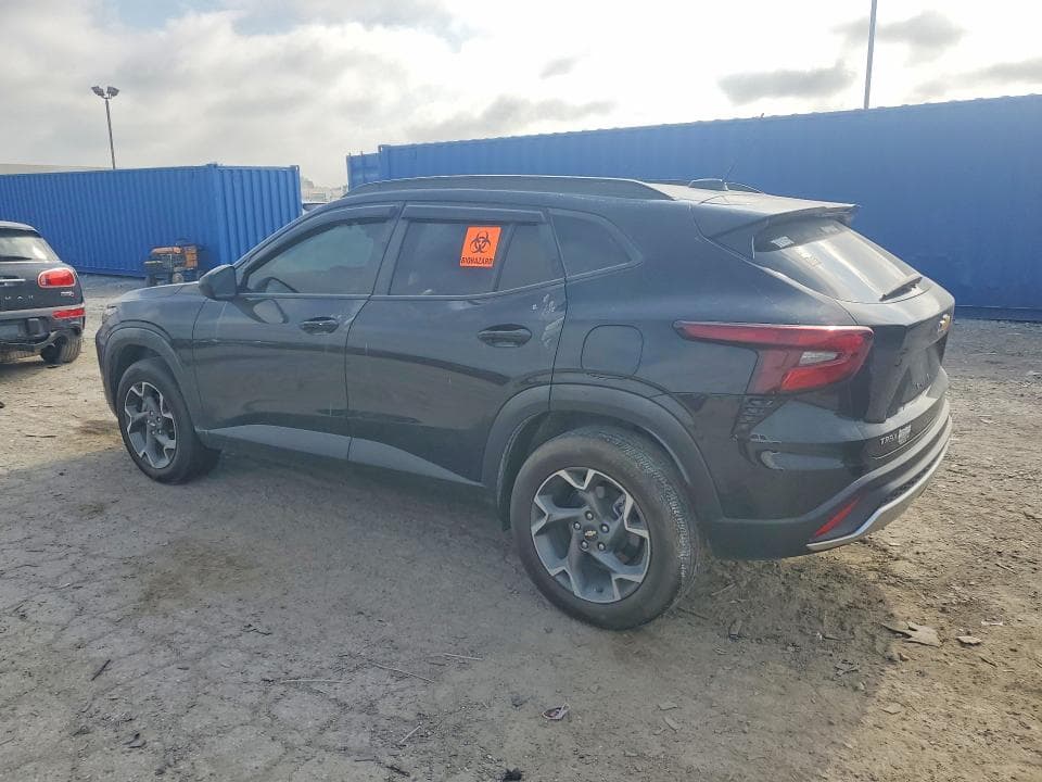 2025 CHEVROLET TRAX 1LT 2