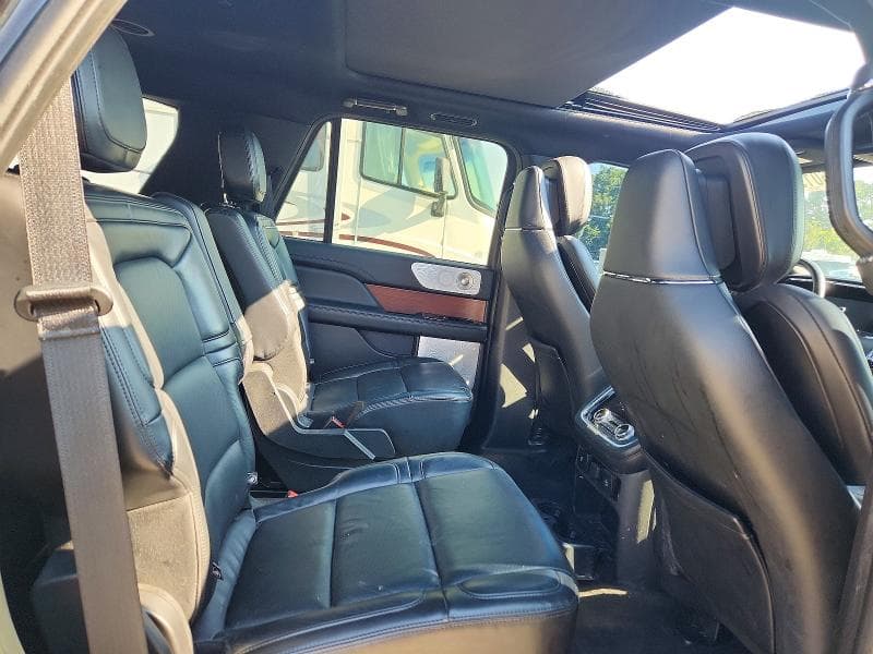 2021 LINCOLN NAVIGATOR RESERVE 11