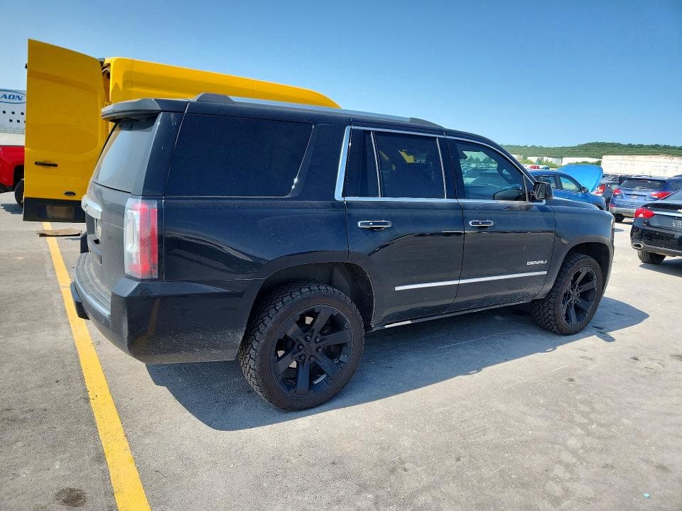 2020 GMC YUKON DENALI 3