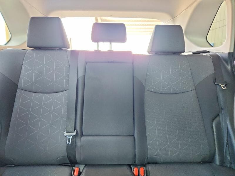 2024 TOYOTA RAV4 HYBRID XLE 10