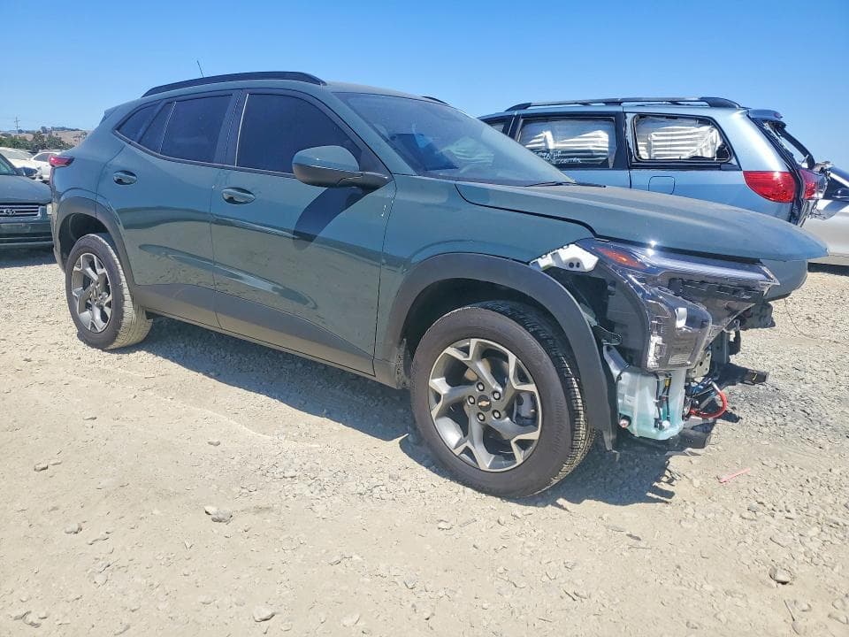 2025 CHEVROLET TRAX 1LT 4