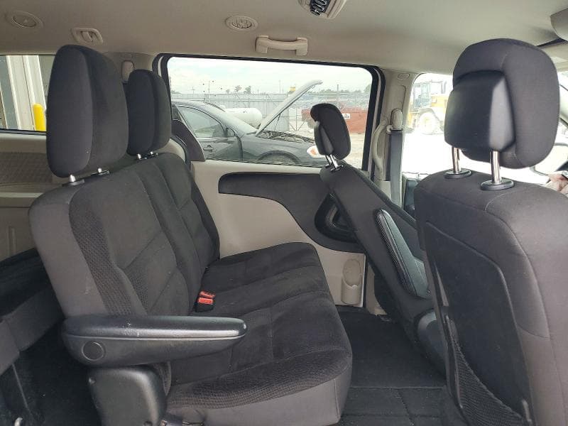 2018 DODGE GRAND CARAVAN SE 11