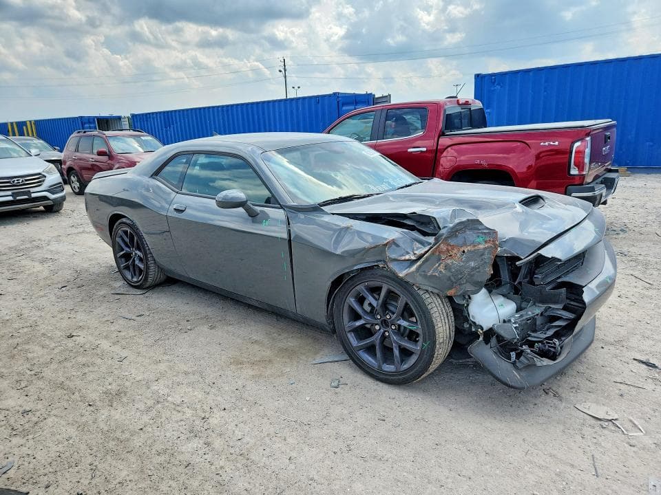 2023 DODGE CHALLENGER GT 4