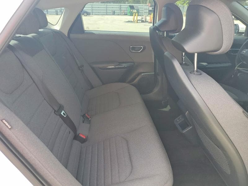 2025 KIA K4 EX 10