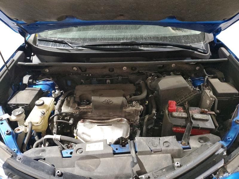 2018 TOYOTA RAV4 XLE 13
