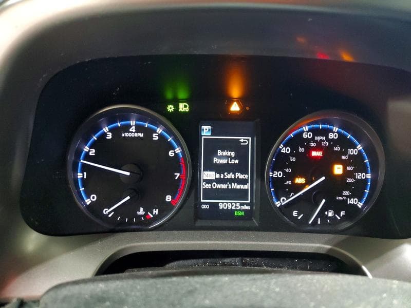 2018 TOYOTA RAV4 XLE 10