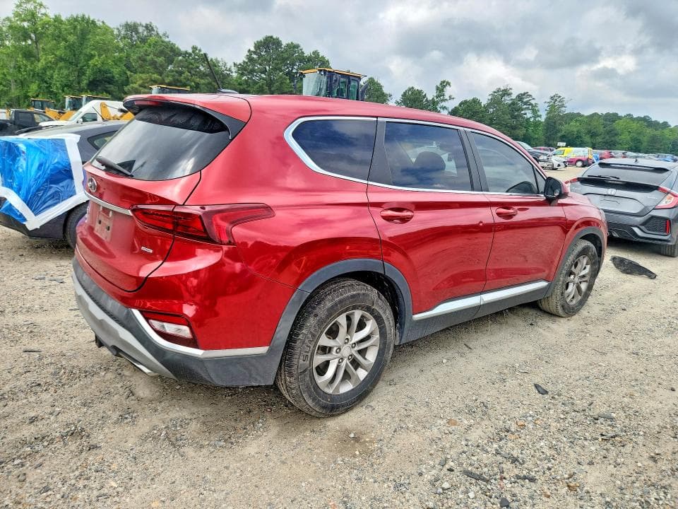 2019 HYUNDAI SANTA FE SE 3