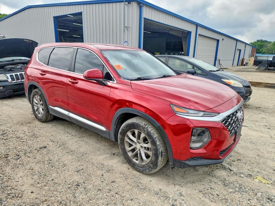 2019 HYUNDAI SANTA FE SE 4