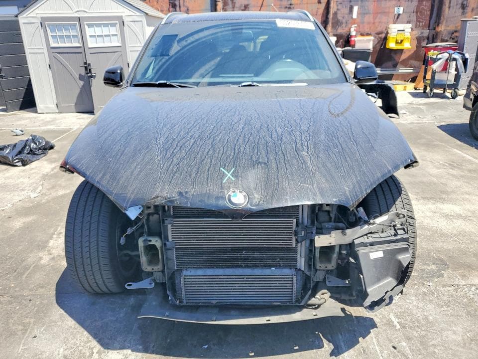 2017 BMW X5 XDR40E 5