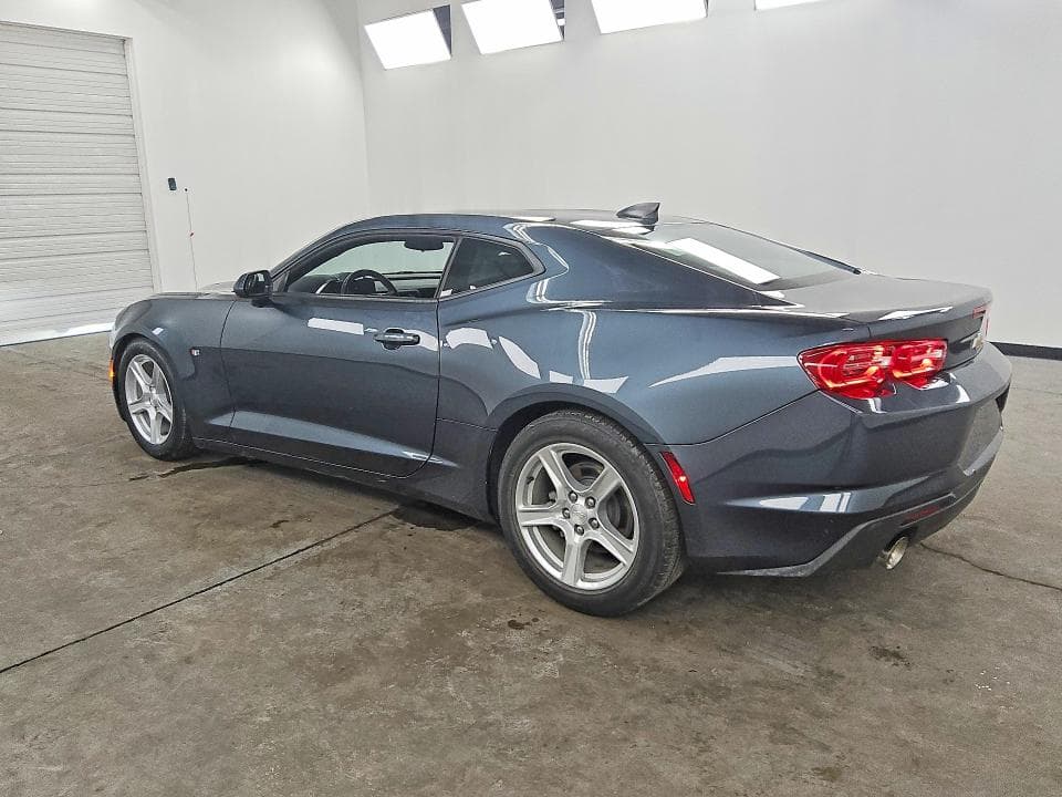 2021 CHEVROLET CAMARO LS/LT 2