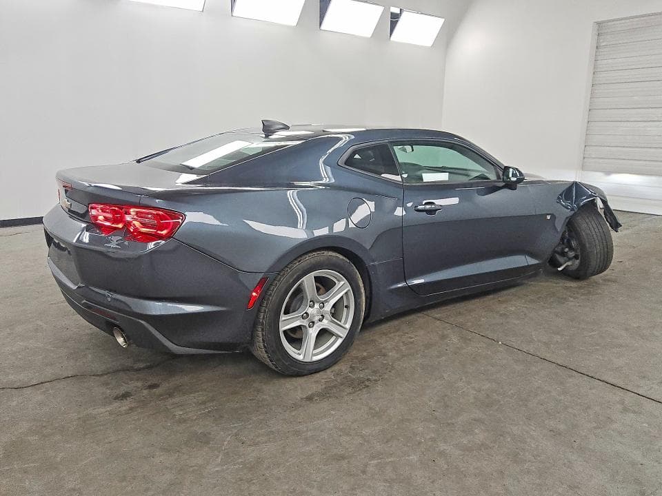 2021 CHEVROLET CAMARO LS/LT 3
