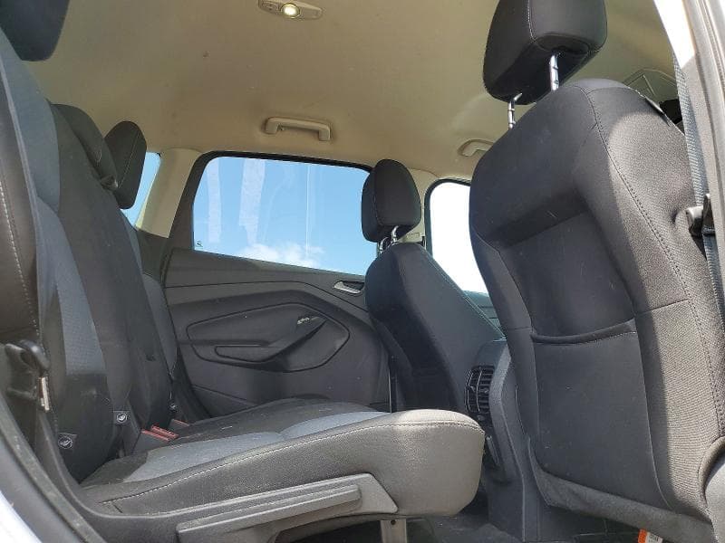 2017 FORD ESCAPE SE SE 11