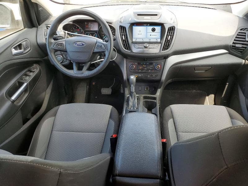 2017 FORD ESCAPE SE SE 8