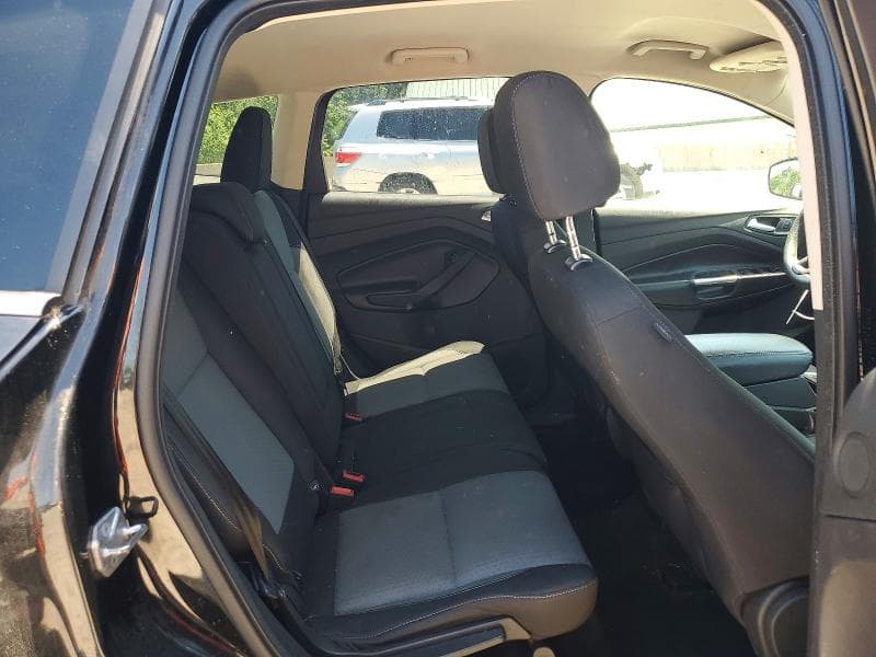 2017 FORD ESCAPE SE SE 11