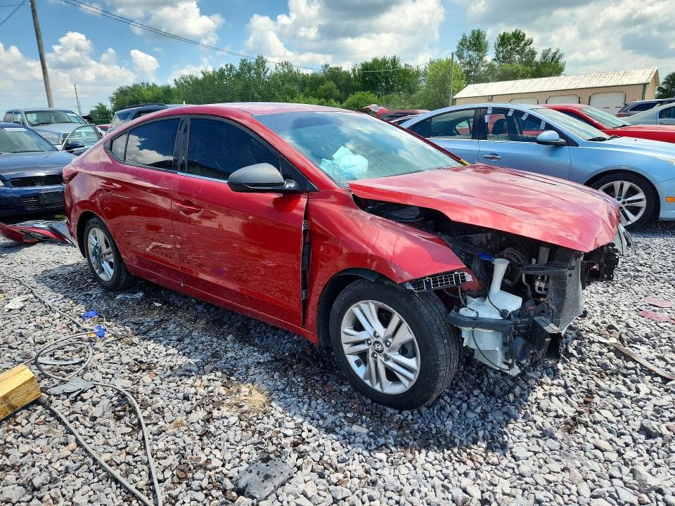 2019 HYUNDAI ELANTRA SEL SEL 4