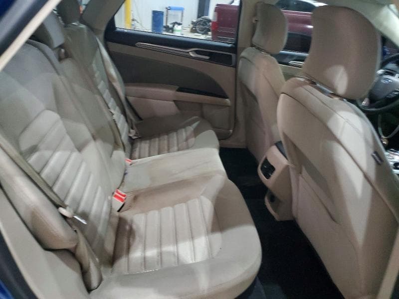 2017 FORD FUSION SE 10