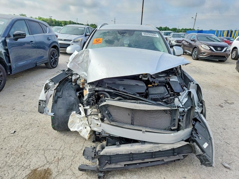 2019 VOLVO XC40 T4 MOMENTUM 5