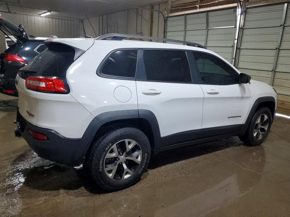 2017 JEEP CHEROKEE TRAILHAWK 3