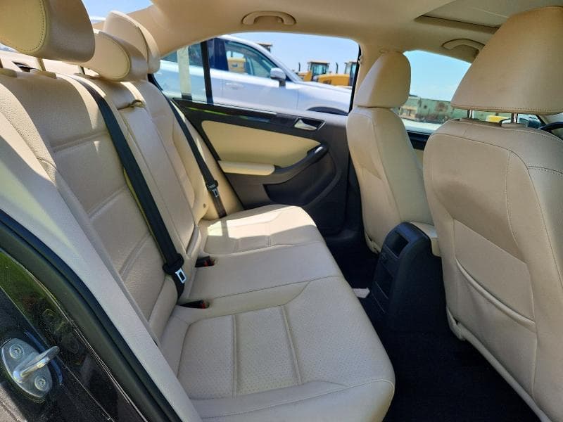 2017 VOLKSWAGEN JETTA SEL 10