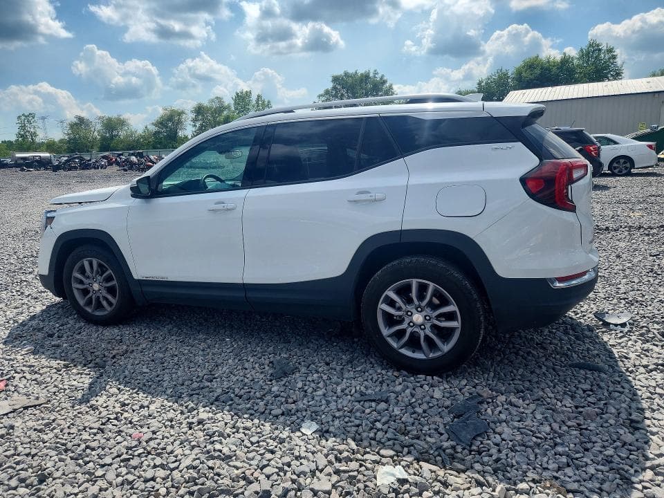 2024 GMC TERRAIN SLT 2