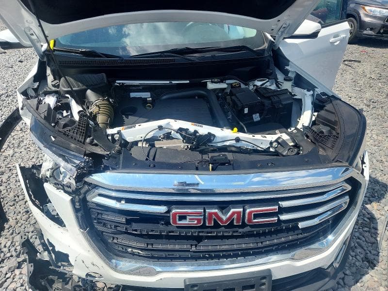 2024 GMC TERRAIN SLT 11
