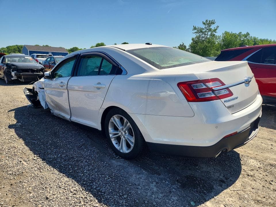 2018 FORD TAURUS SEL 2