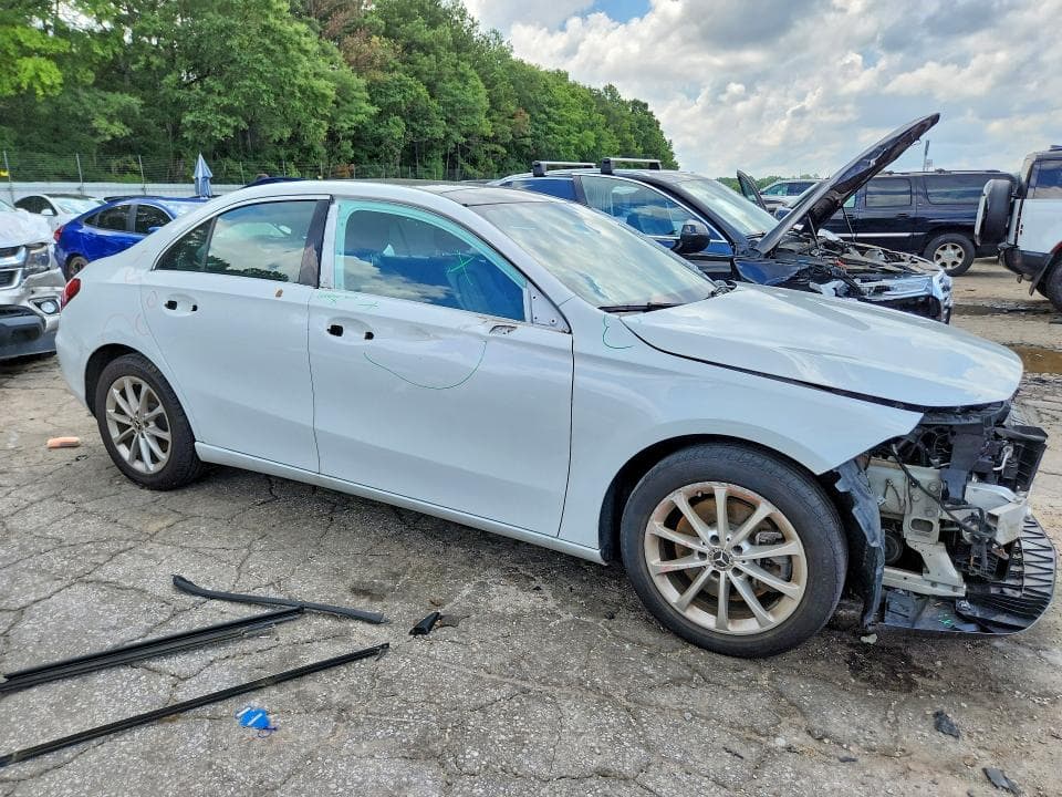 2020 MERCEDES-BENZ A 220 4MATIC 4