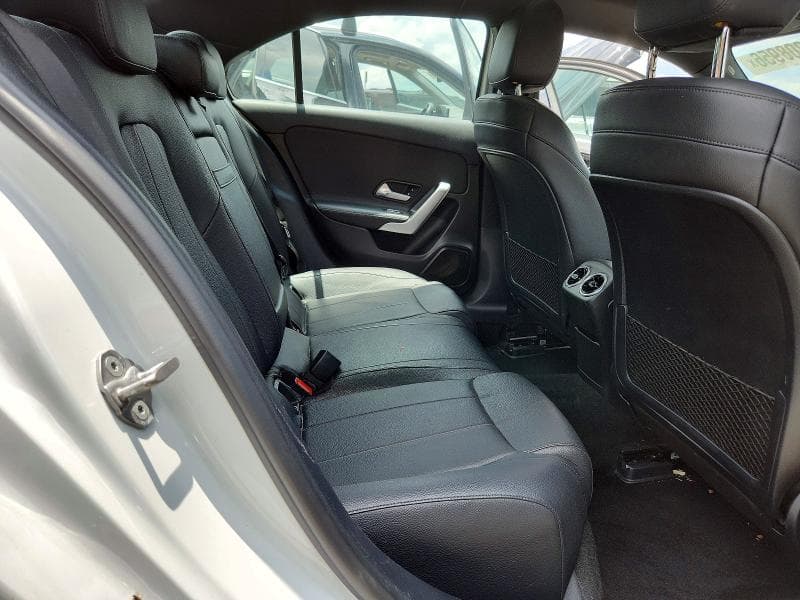 2020 MERCEDES-BENZ A 220 4MATIC 10
