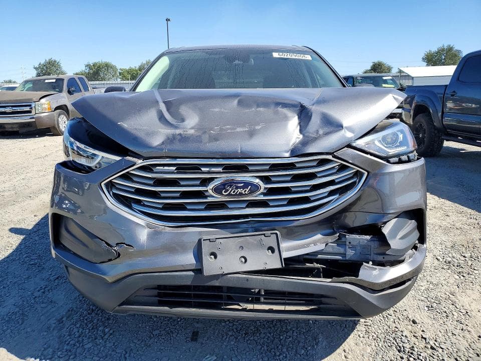 2021 FORD EDGE SE 5