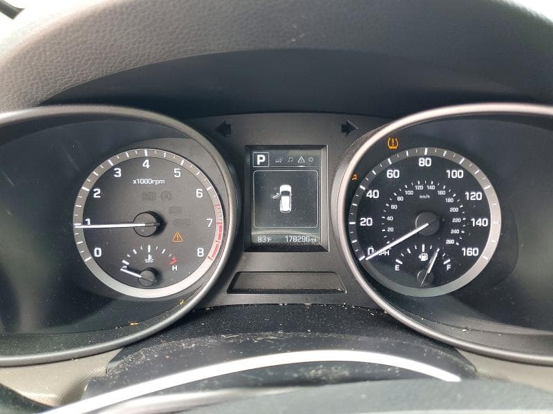 2017 HYUNDAI SANTA FE SPORT 2.4L 9