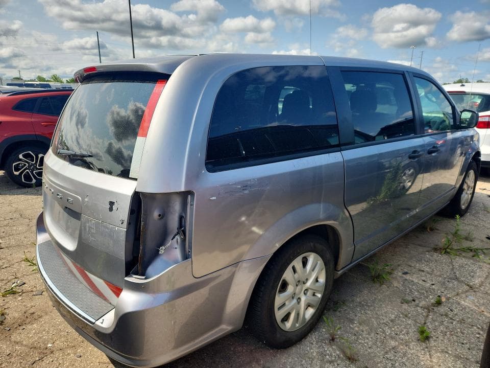 2020 DODGE GRAND CARAVAN SE SE 3