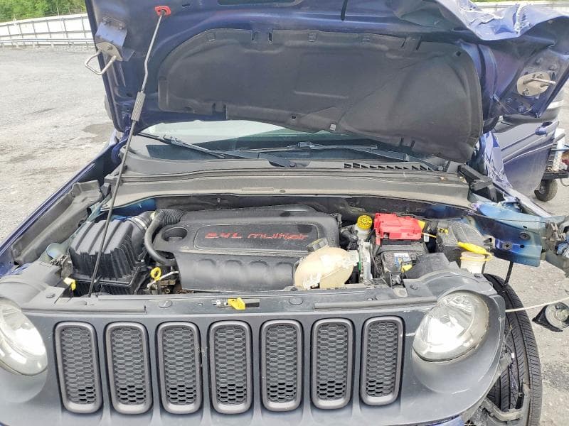 2018 JEEP RENEGADE TRAILHAWK 12