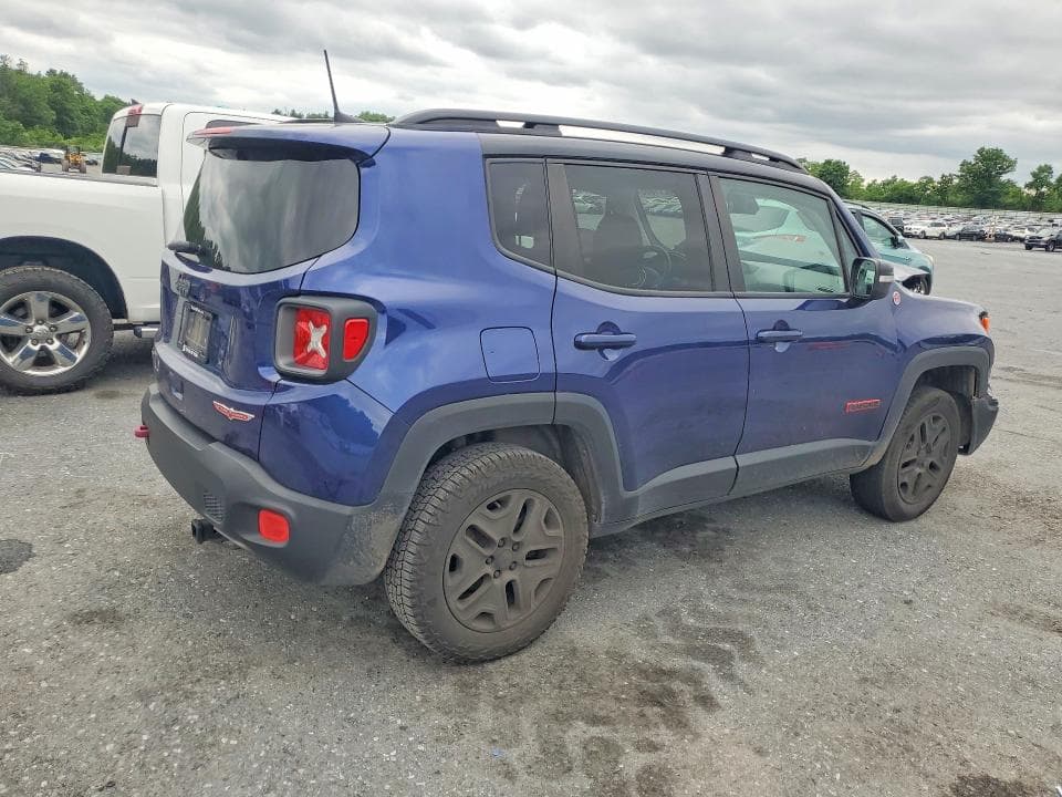 2018 JEEP RENEGADE TRAILHAWK 3