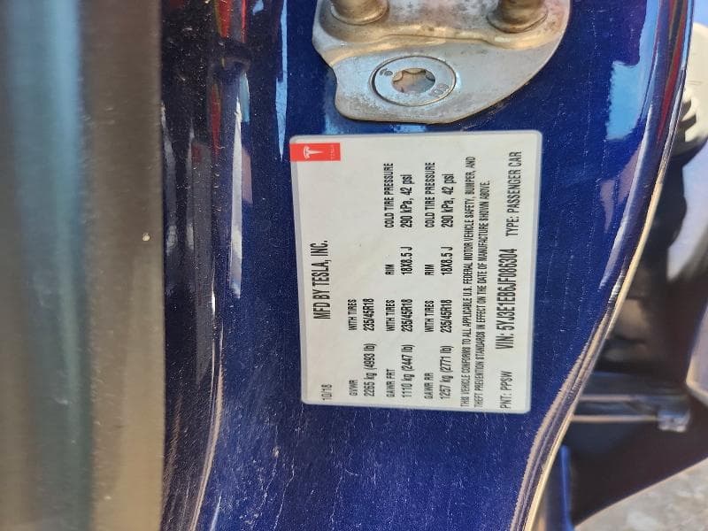 2018 TESLA MODEL 3 12