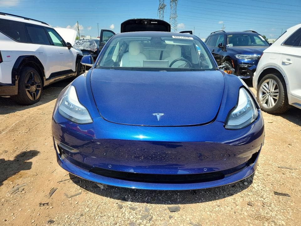 2018 TESLA MODEL 3 5