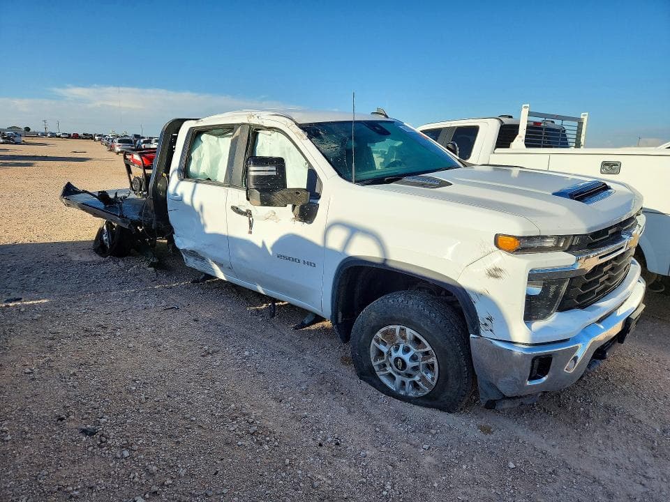 2025 CHEVROLET SILVERADO K2500 HEAVY DUTY LT 4