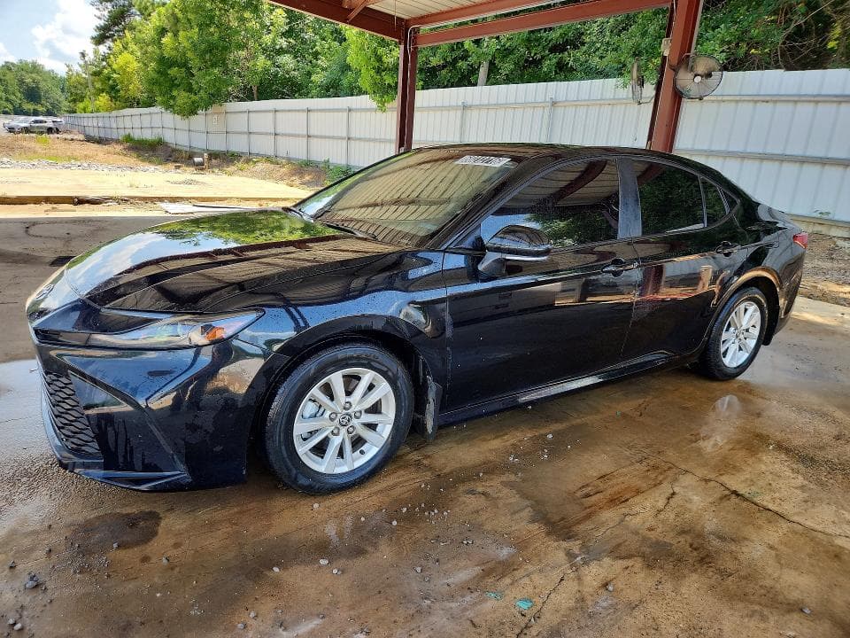 2025 TOYOTA CAMRY LE - 1
