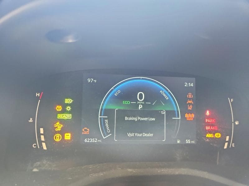 2025 TOYOTA CAMRY LE 9