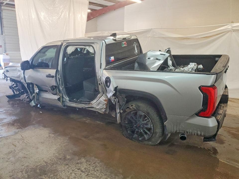 2025 TOYOTA TUNDRA SR5 2