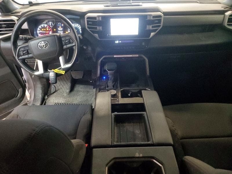 2025 TOYOTA TUNDRA SR5 8