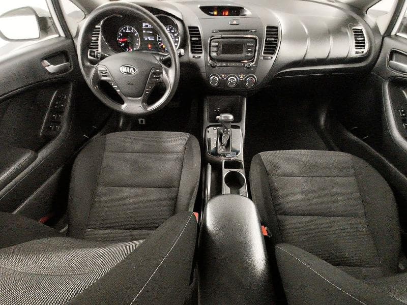 2017 KIA FORTE LX 8