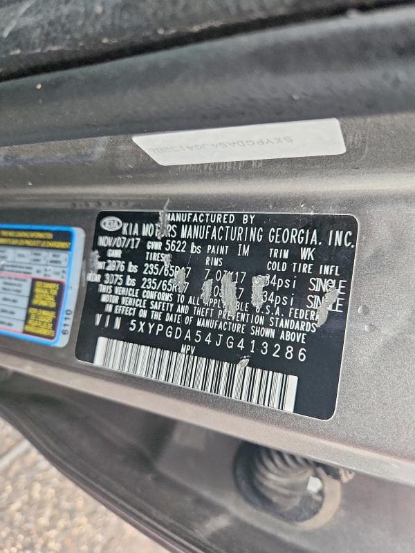 2018 KIA SORENTO LX V6 13