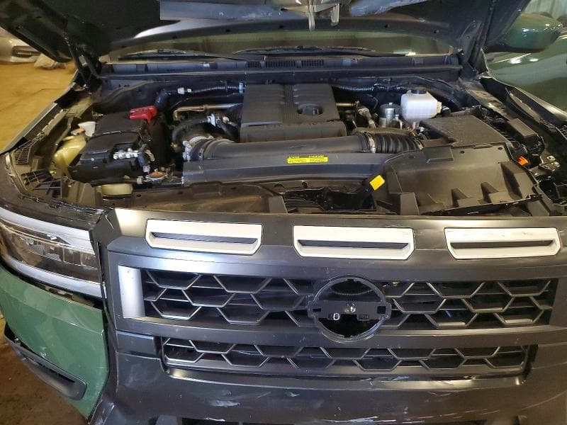 2025 NISSAN FRONTIER PRO-4X 11