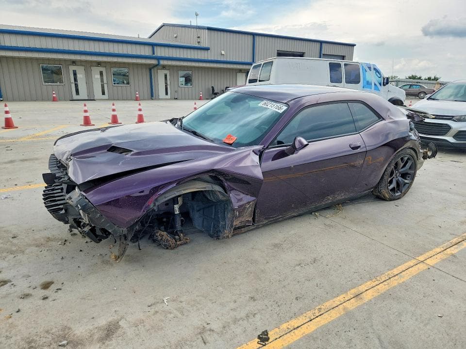 2020 DODGE CHALLENGER SXT 1