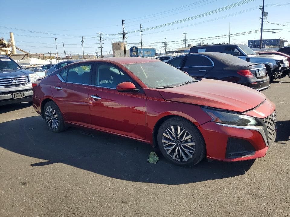 2023 NISSAN ALTIMA SV 4