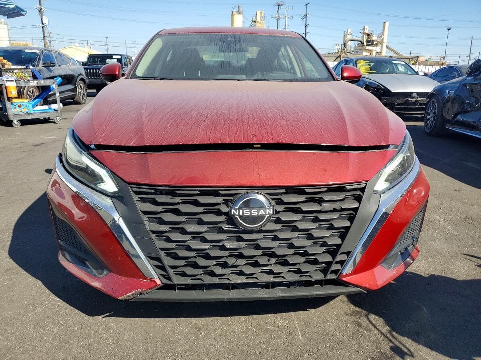 2023 NISSAN ALTIMA SV 5