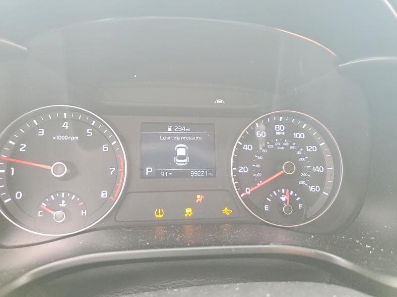2019 KIA FORTE FE 9