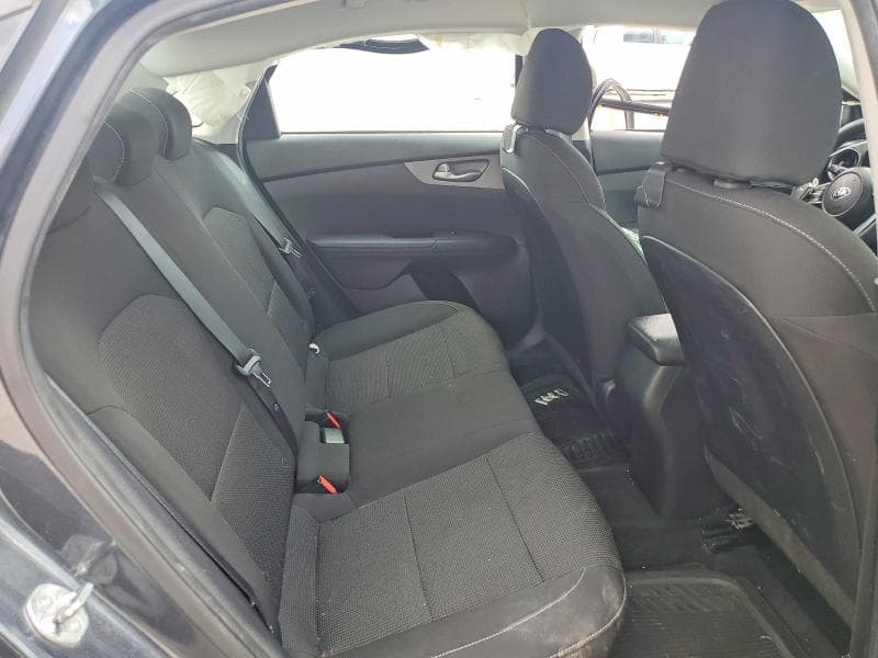 2019 KIA FORTE FE 10