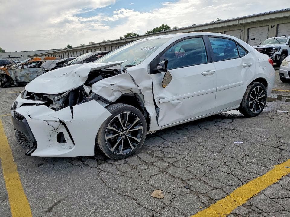 2019 TOYOTA COROLLA SE - 1